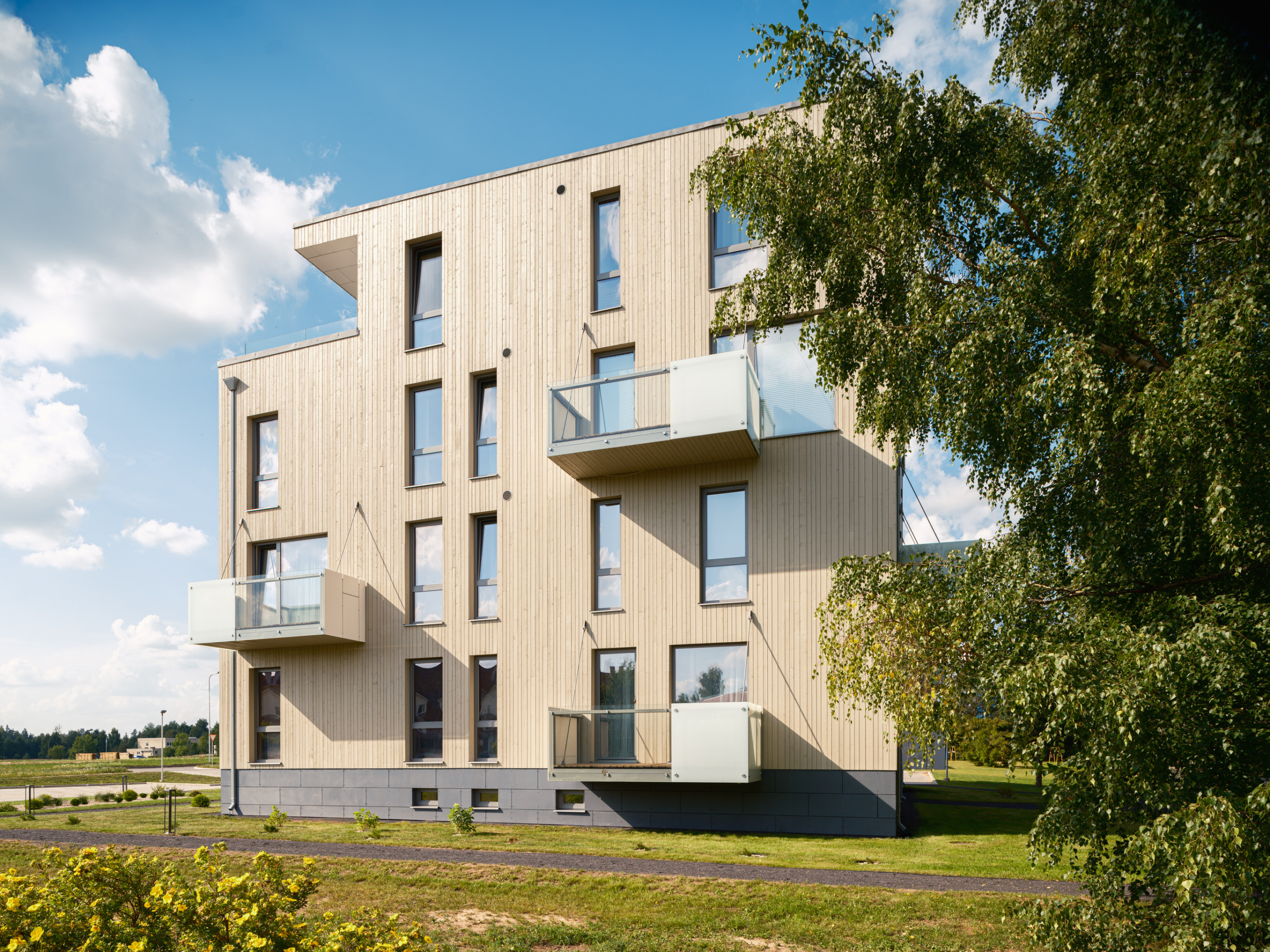 CLT kortermaja Põlvas foto 2